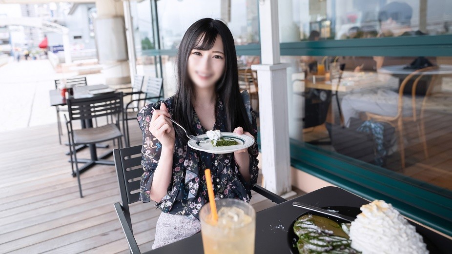 FC2-PPV-3057199 여사친과 비오는 날 해변 정욕 데이트! 발산 장소를 놓친 그녀의 성적 욕망을 받아들이고 본능과 질내사정!