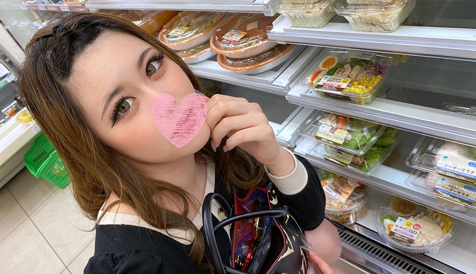 FC2-PPV-3138772 아름다운 가슴을 가진 미인 여주인의 아름다운 보지에 무책임한 질내사정