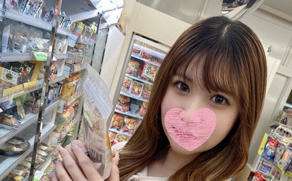 FC2-PPV-3145352 남자친구를 위해 몸으로 돈버는 여성