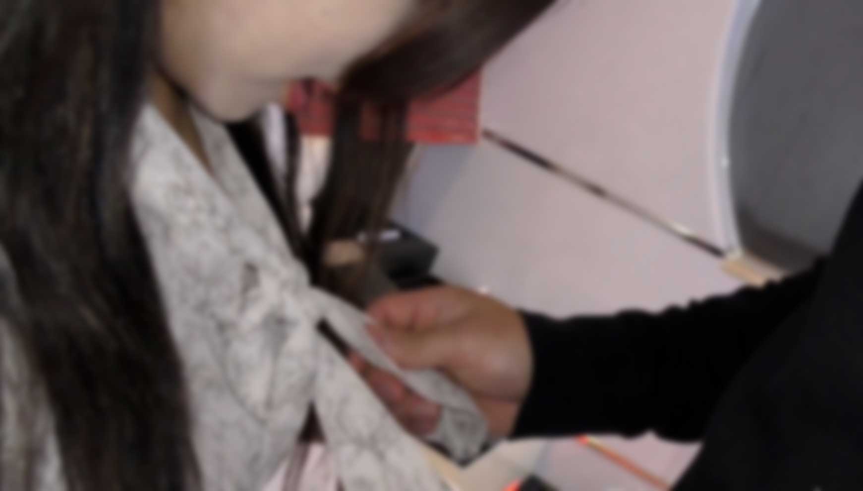 FC2-PPV-3194771 “어, 여기서 하는거야?” 나는 그녀의 취한 여자 친구를 집으로 데려가 그 분위기로 그녀에게 사정했습니다.