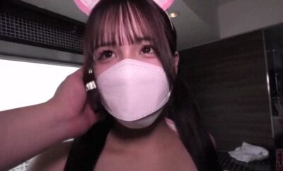 FC2-PPV-4522202 너무 귀여운 여자친구 얼굴 공개. 가면을 쓰면 얼굴이 안보여서 괜찮다고 설득했는데 ㅋㅋ 풀장욕 섹스 에리나짱의 귀여운 헐떡이는 목소리 진짜 질내사정