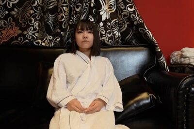 FC2-PPV-4661330 파친코점 아르바이트생은 어른들의 먹잇감 노인과 섹스