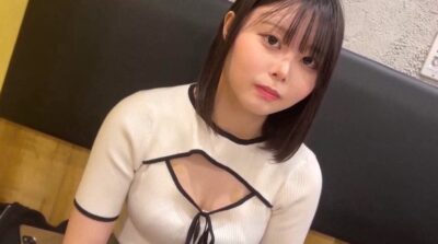 FC2-PPV-4678393 미즈키는 점심 데이트라 부주의해서 호텔로 데려가서 훔쳐봤다.