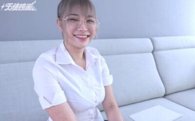 FC2-PPV-4689908 대만 22살 거유 취업이 쉽지 않아 면접관 정액 받이